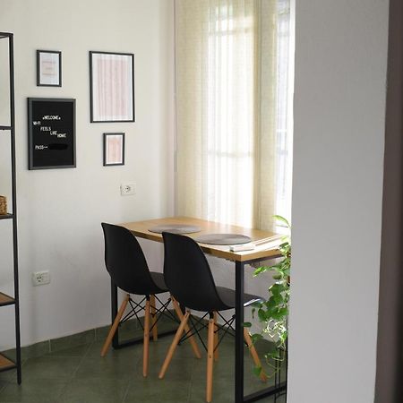 Feels Like Home Studio Apartments - Flh Albania Tirana Esterno foto