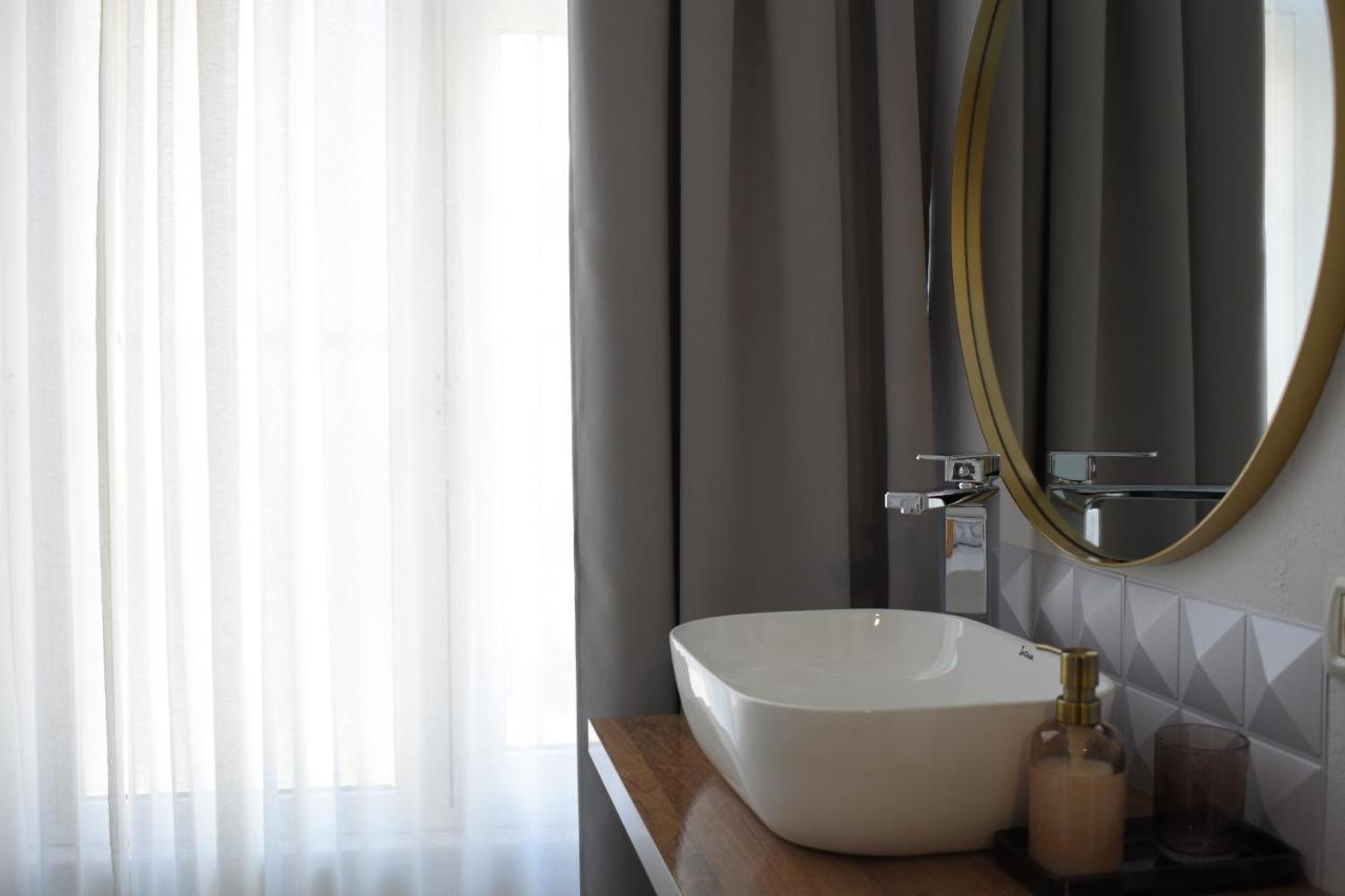 Feels Like Home Studio Apartments - Flh Albania Tirana Esterno foto