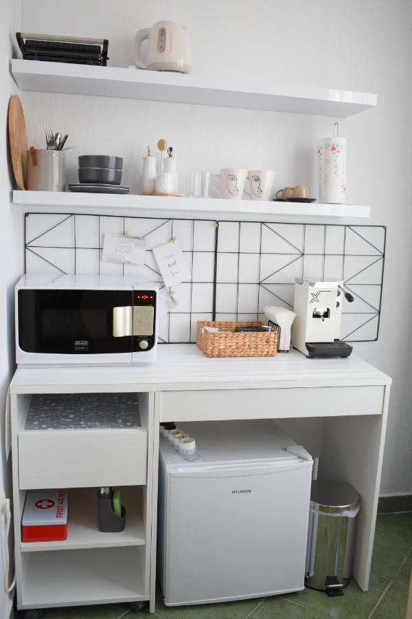 Feels Like Home Studio Apartments - Flh Albania Tirana Esterno foto